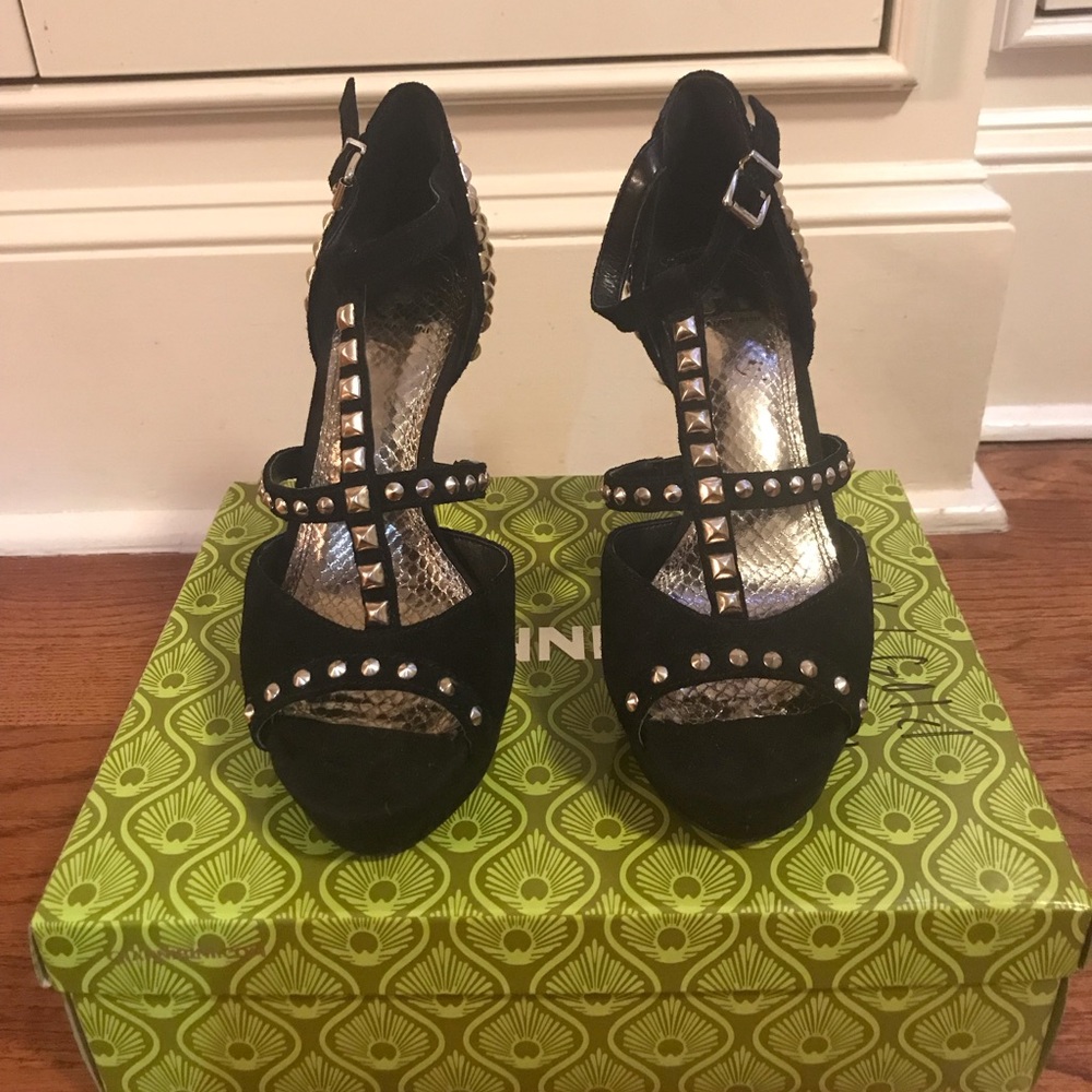 Gianni Bini platform heels ✨
